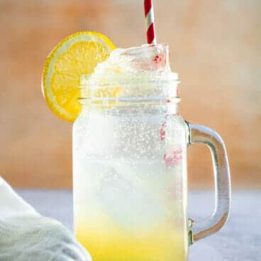 Sparkling lemonade