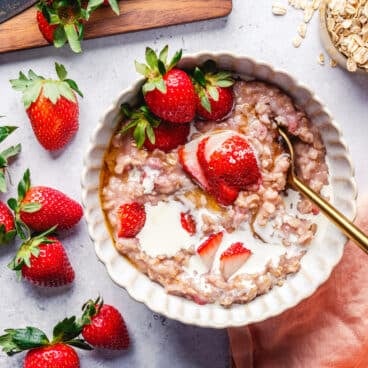 Strawberry oatmeal