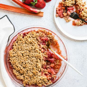 Strawberry rhubarb crisp